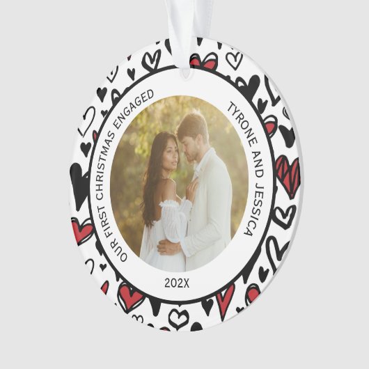 Rood en wit koppel eerste kerstmis verloofd ornament (voorkant)