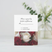 Rood en wit Roos RSVP Antwoord Kaart (Staand voorkant)