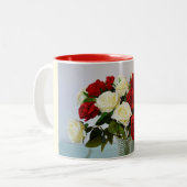 Rood en wit roos tweekleurige koffiemok (Voorkant links)