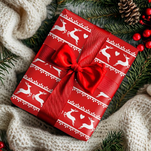 Rood en wit Scandinavisch ontwerp voor rendierlijk Cadeaupapier