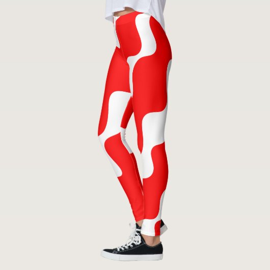 Rood en wit schuin golvenpatroon leggings (Links)