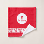 Rood en wit Snowflake Pattern Monogram Kerstmis Bad Handdoek (Wasdoekje)