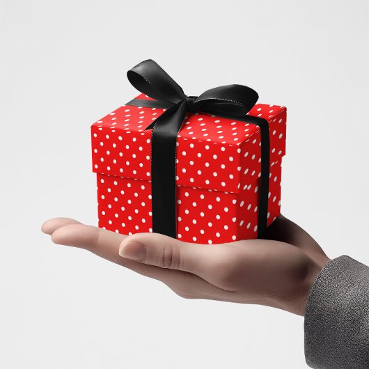 Rood- en witachtige kleine pooldots cadeaupapier