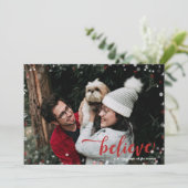 Rood- en witpaars geloven in de magische kerst kaart (Staand voorkant)