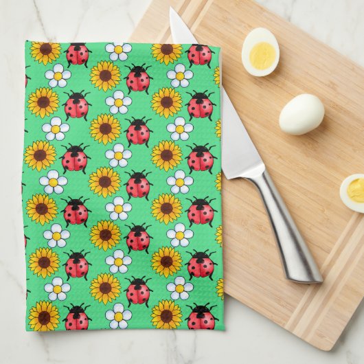 Rood en zwart lieveheersbeestje met bloemen theedoek (Quarter Fold)