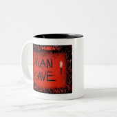 Rood en zwart Man Cave Torches Tweekleurige Koffiemok (Voorkant links)