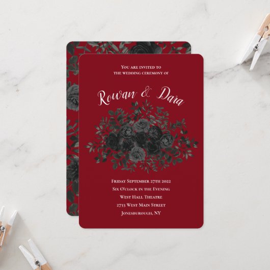 Rood en zwart Roos Gothic Wedding Invitations Kaart (Voorkant / Achterkant in situ)