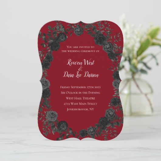 Rood en zwart Roos Gothic Wedding Invitations Kaart (Staand voorkant)