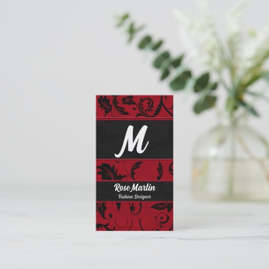 Rood en zwart Swirly Damask Monogram Visitekaartje (Staand voorkant)