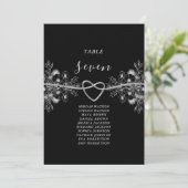 Rood en zwart trouwstoelindeling (Staand voorkant)