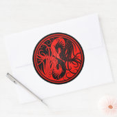 Rood en Zwart Yin Yang Phoenix Ronde Sticker (Envelop)
