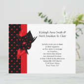 Rood- en zwarte-poolhondenweddenschappen kaart (Staand voorkant)