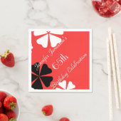 Rood Floral minimalistisch 65th Birthday Party Pap Servetten (Insitu)
