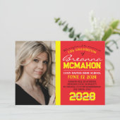 Rood & Geel Afstuderen Fotoaankondiging Kaart (Staand voorkant)