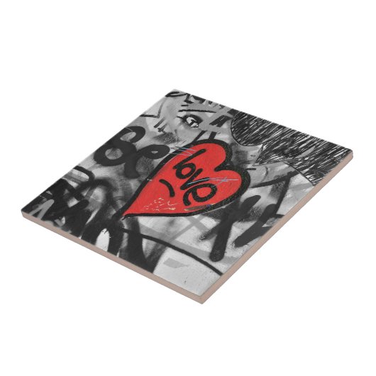 rood geschilderd hart tegeltje (Zijkant)