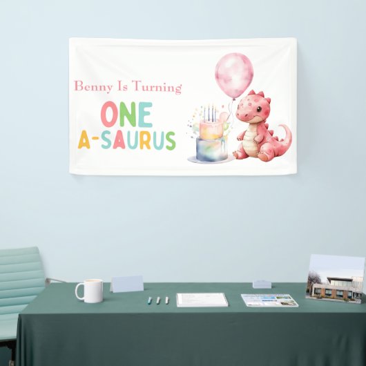 Rood geschilderde dinosaurus op een Saurus verjaar Spandoek (Beurs)