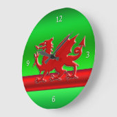 Rood gestileerde Welsh Dragon op groen metallisch  Grote Klok (Hoek)