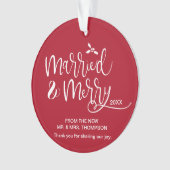 Rood Getrouwd en Vrolijk huwelijk foto gunst Ornament (voorkant)