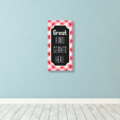 Rood Gingham Lekker Eten Bord Canvas Afdruk (Insitu (Houten vloer))