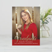 Rood Glitter Overlay Foto Afstuderen Aankondiging (Staand voorkant)