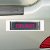Rood gloeiend Klassieke radioroepnaam op AIR Bumpersticker (Op auto)