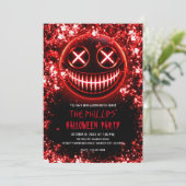 Rood gloeiend lachend gezicht As van het Halloween Kaart (Staand voorkant)