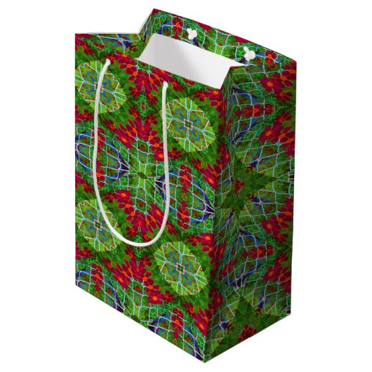 Rood, groen en blauw geometrisch medium cadeauzakje (Achterkant Gekanteld)
