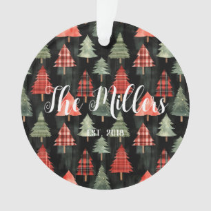 Rood & groen geplakte kerstbomen op zwart ornament