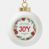 Rood Groen Goud Krans Joy Modern Vrolijk Kerstfees Keramische Bal Ornament (Voorkant)