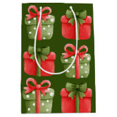 Rood, groen kerstcadeautje Groene Middelgrote Gift Medium Cadeauzakje (Voorkant)