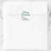 Rood Groen Script Aangepaste naam Vrolijk Kerstwit Ronde Sticker (Tas)