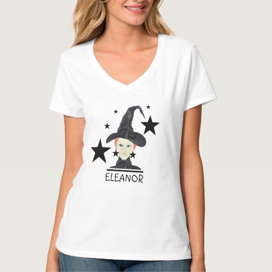 Rood haar Groen-ogige Heks met Zwarte Sterren T-shirt (Voorkant)