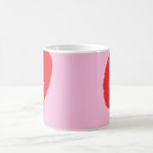 Rood hart met je t’aime-tekst op roze achtergrond koffiemok (Center)