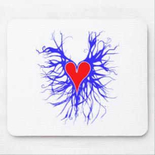 Rood hart op blauwe achtergrond muismat