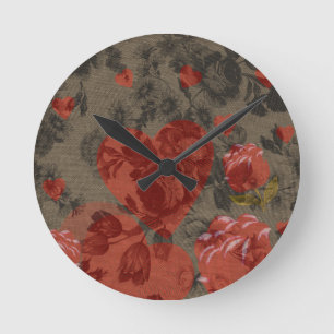 Rood hart op mooie bloem ronde klok