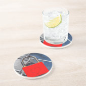 Rood hartslot op hek zandsteen onderzetter (Zijkant)