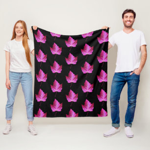 Rood herfst esdorbladpatroon op zwarte achtergrond fleece deken