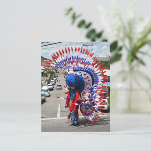 Rood Indiaas kostuum, traditioneel Mas, carnaval Briefkaart (Staand voorkant)