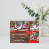 Rood kerstbos en hout | Kerstfotocollage Feestdagenkaart (Staand voorkant)