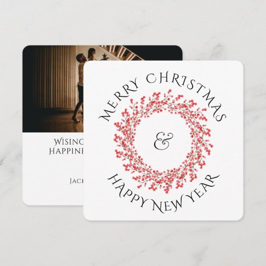 Rood kerstfeest Berry Wreath & Holiday Photo Feestdagenkaart (Voorkant / Achterkant)
