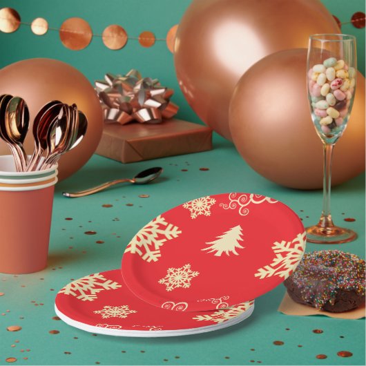 Rood kerstfeest met Cream Snowflakes Papieren Bordje (Multi)