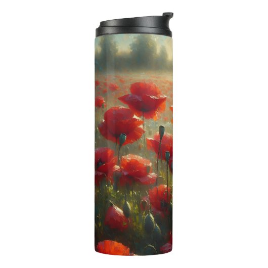 rood klaproos veld op een zomerdag thermosbeker (Gedraaid links)