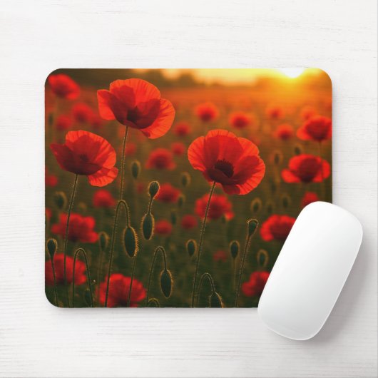 Rood klaprozenveld bij zonsopgang muismat (Met muis)