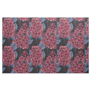 Rood lila op donkerblauw stof