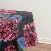 Rood lila op donkerblauw tafelkleed (Voorbeeld)