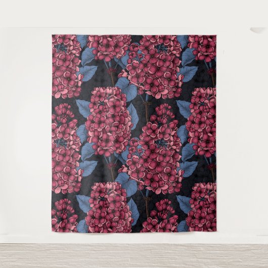 Rood lila op donkerblauw wandkleed (Voorkant)