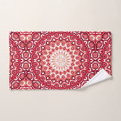 Rood Mandala-patroon in vurige gradiënt Bad Handdoek (Handdoek)