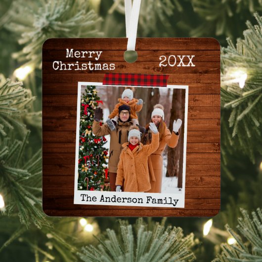 Rood met houten tape - direct fotostijl metalen ornament (Insitu)