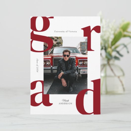 Rood Modern Bold Klasse van 2024 Afstuderen Kaart (Staand voorkant)