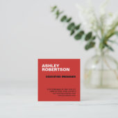 Rood Modern Professioneel Minimalistisch Elegant Vierkante Visitekaartje (Staand voorkant)